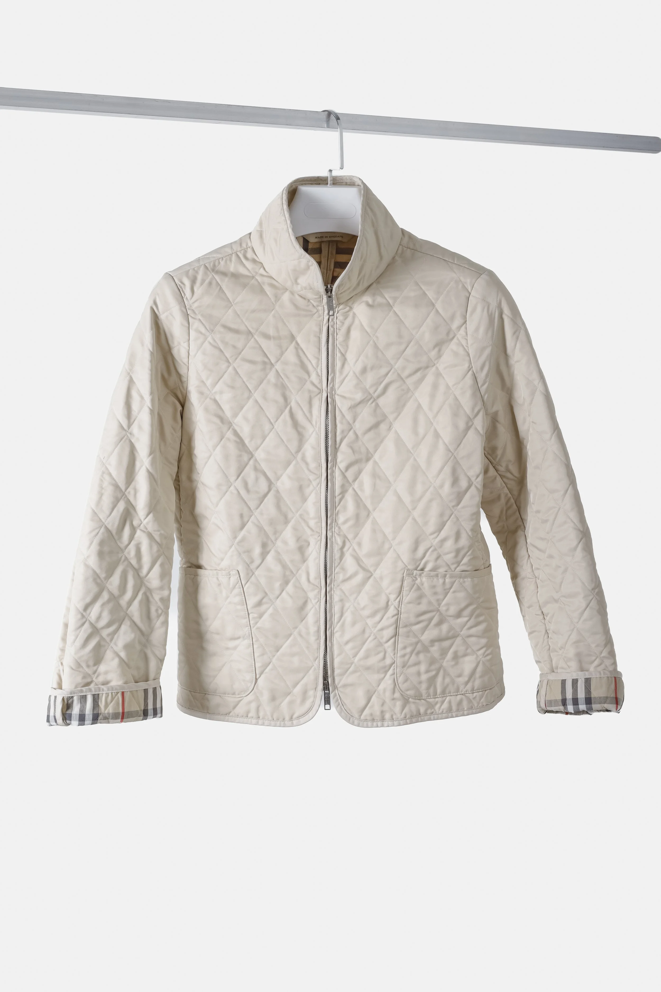 【Burberry】バーバリー 2025ss ジャケット ベージュ Burberry quilted zip jacket 2025
